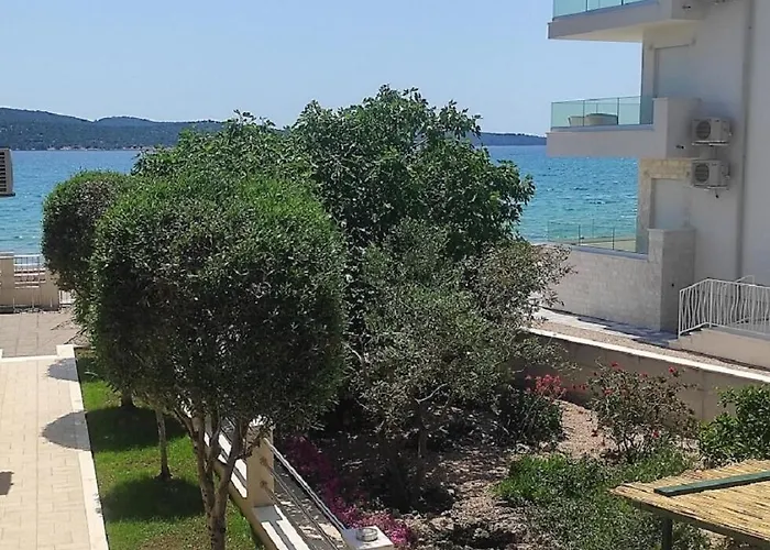 Jase * ז'אבוריץ'